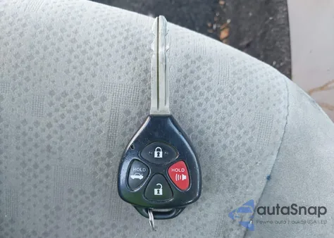 2013 Toyota Corolla L z USA, uszkodzony, nr VIN JTDBU4EE7DJ119592